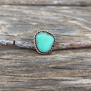 Vintage Turquoise and Silver Ring